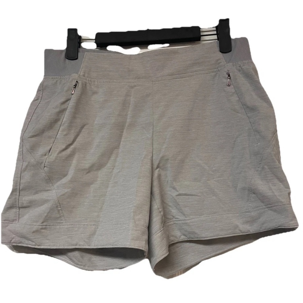 NWOT Calia by Carrie Underwood Anywhere Shorts Light Grey Size S running yoga - Picture 8 of 8